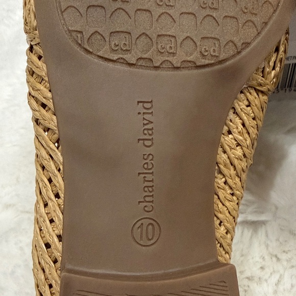 Charles David Women's Woven Brown Loafers,size 10. - Picture 11 of 17